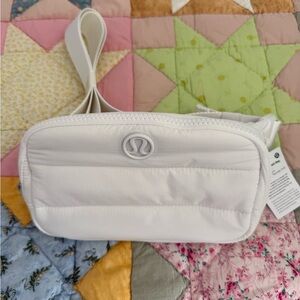Lululemon Everywhere Belt Bag *Wunder Puff